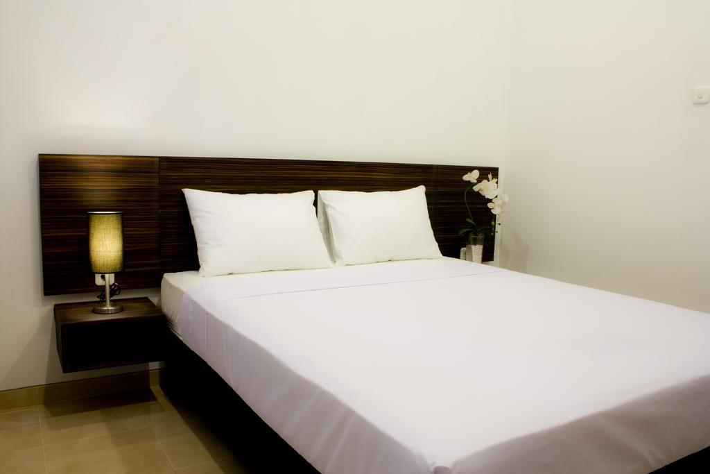 Grand Marto Hotel Yogyakarta Room photo