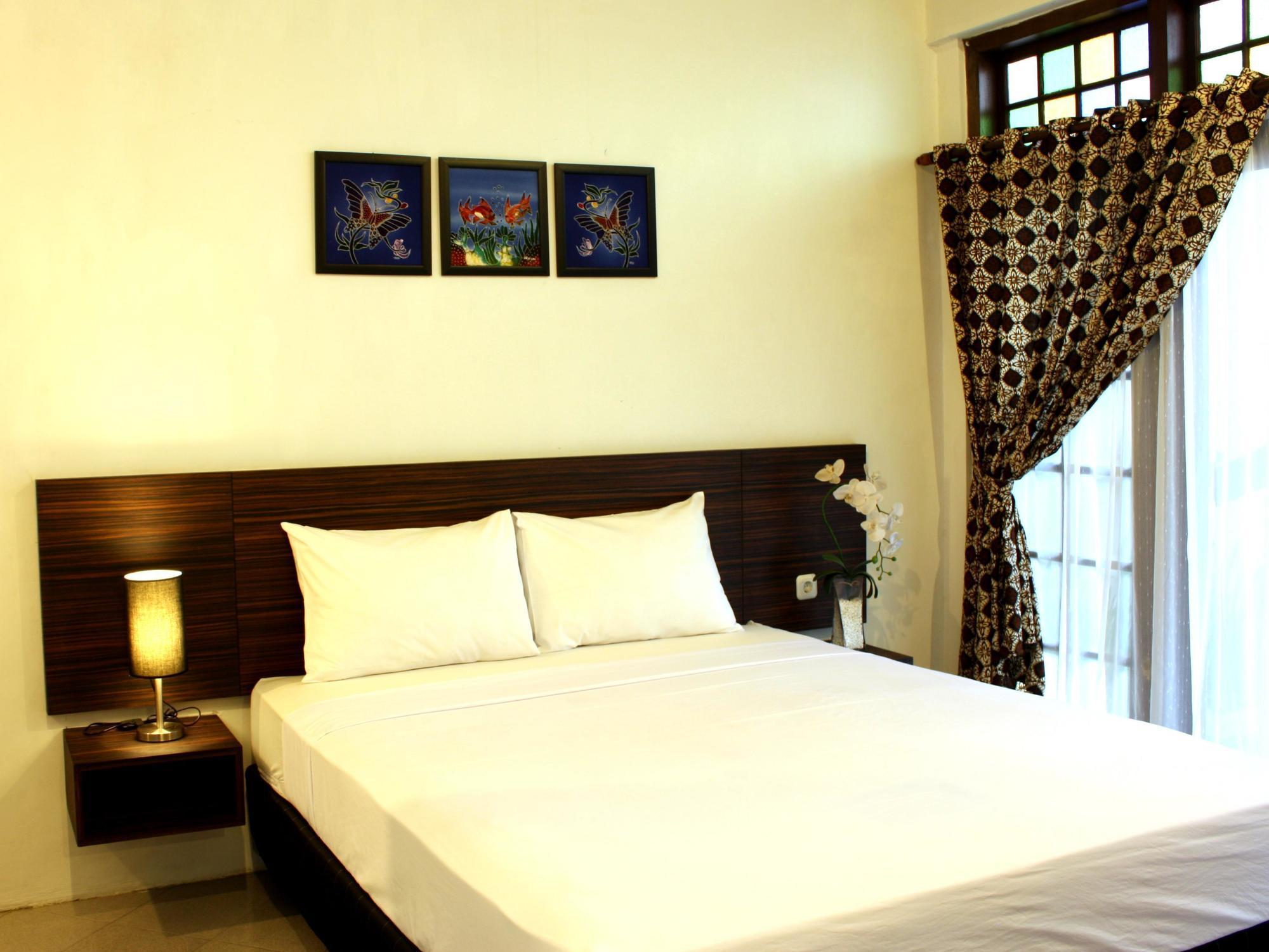 Grand Marto Hotel Yogyakarta Exterior photo