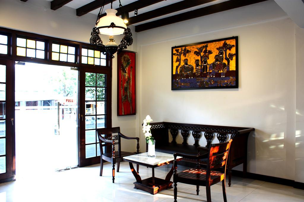 Grand Marto Hotel Yogyakarta Exterior photo