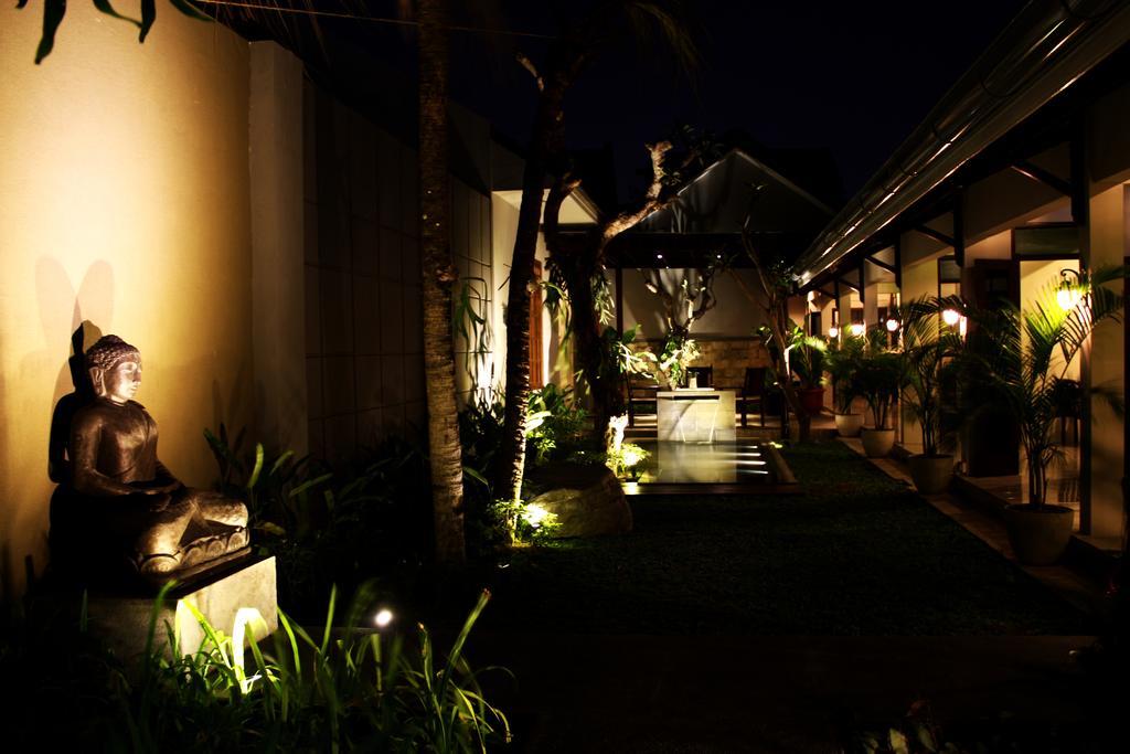 Grand Marto Hotel Yogyakarta Exterior photo