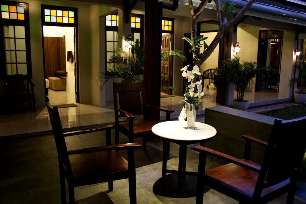 Grand Marto Hotel Yogyakarta Exterior photo